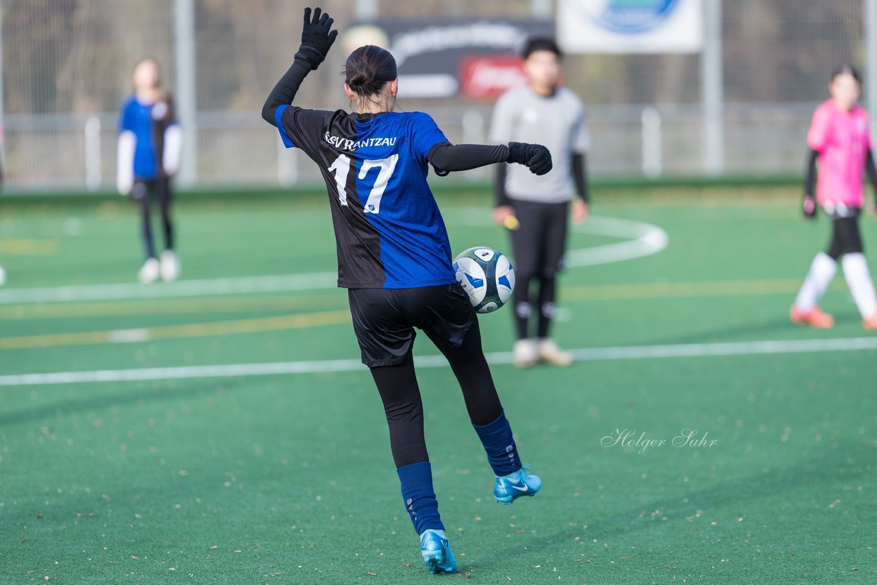 Bild 205 - wCJ VfL Pinneberg - SSV Rantzau : Ergebnis: 0:0